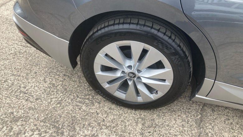 Skoda Enyaq 150kW 60 SE L 63kWh 5dr Auto Electric Estate